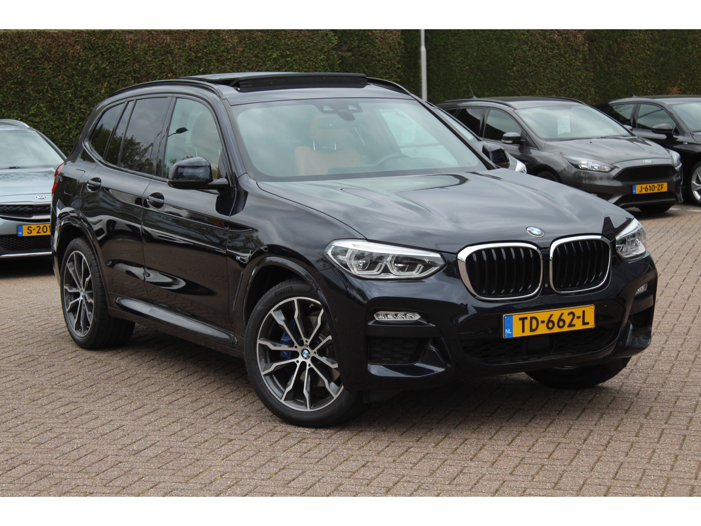 BMW BMW