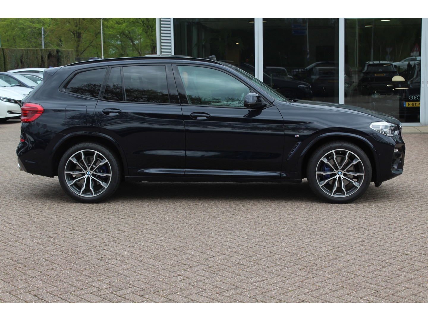 BMW BMW