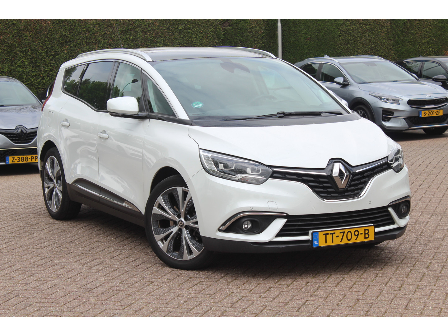 Renault Renault
