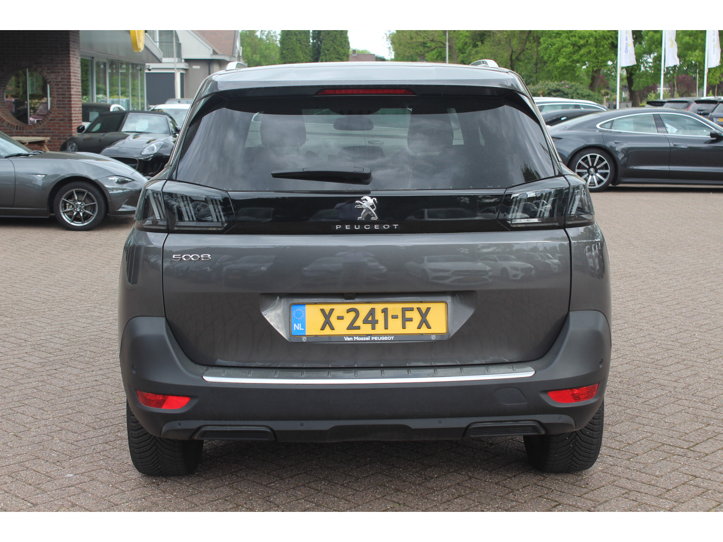 Peugeot