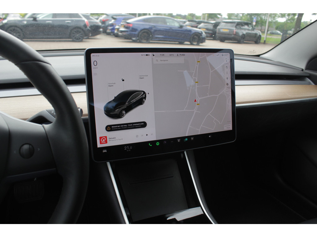 Tesla Tesla