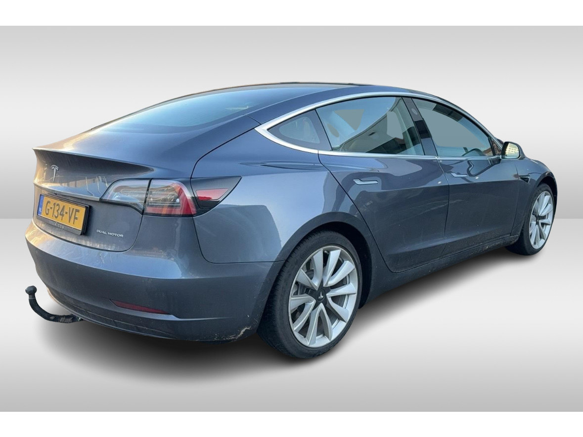 Tesla Tesla