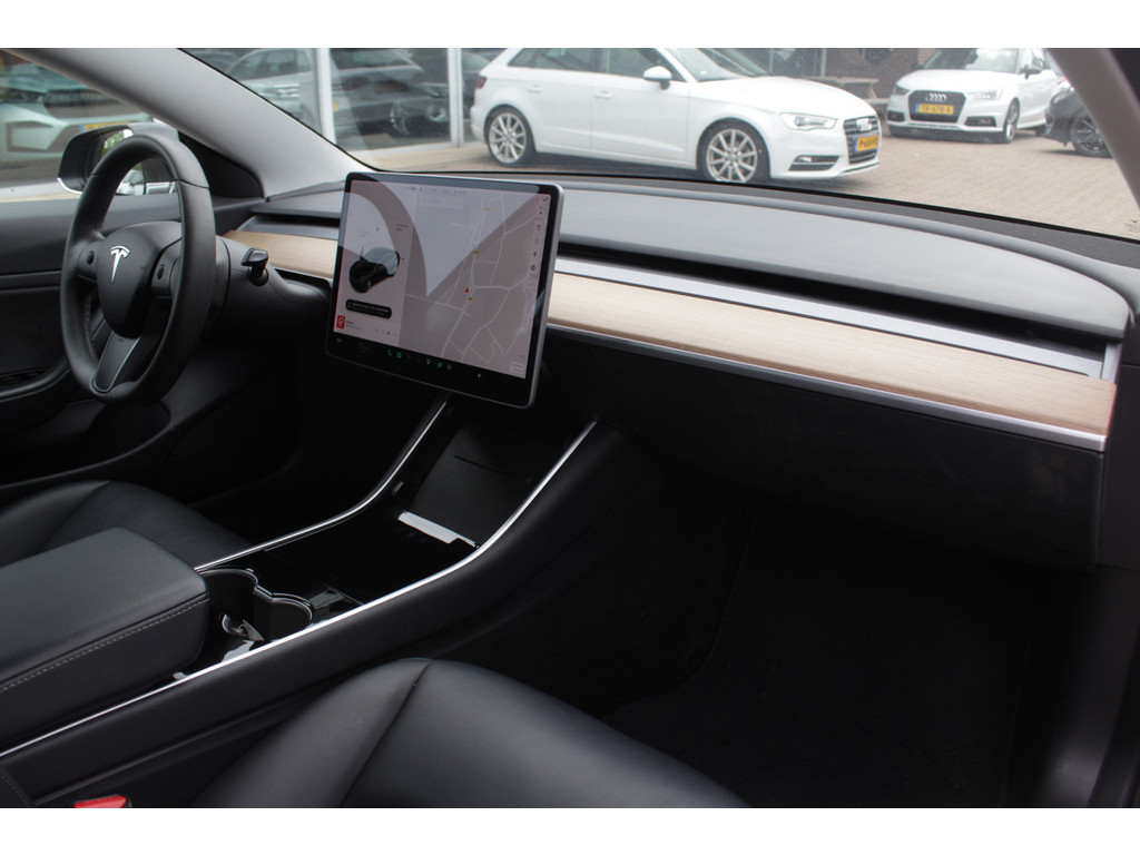 Tesla Tesla