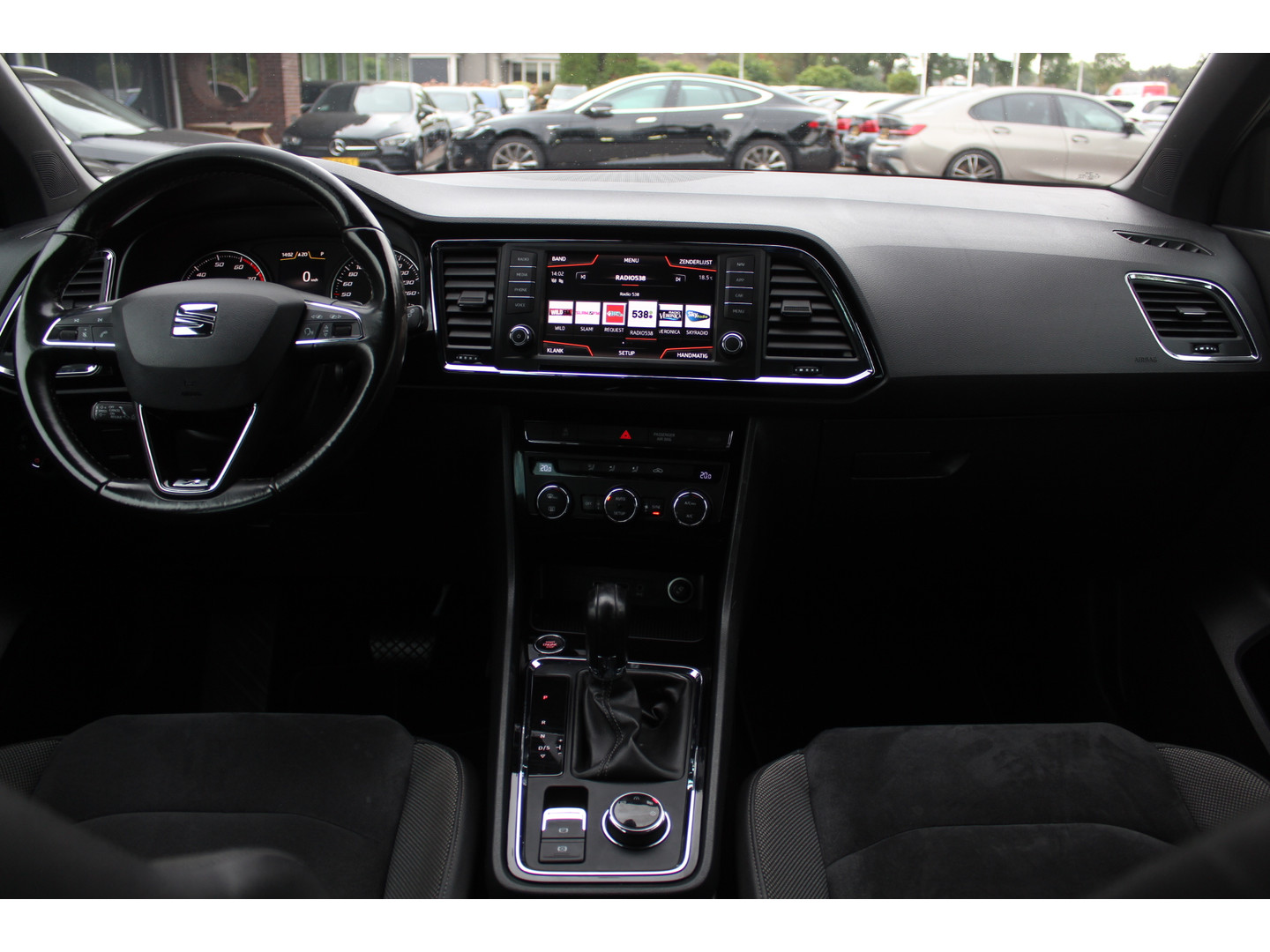 SEAT SEAT