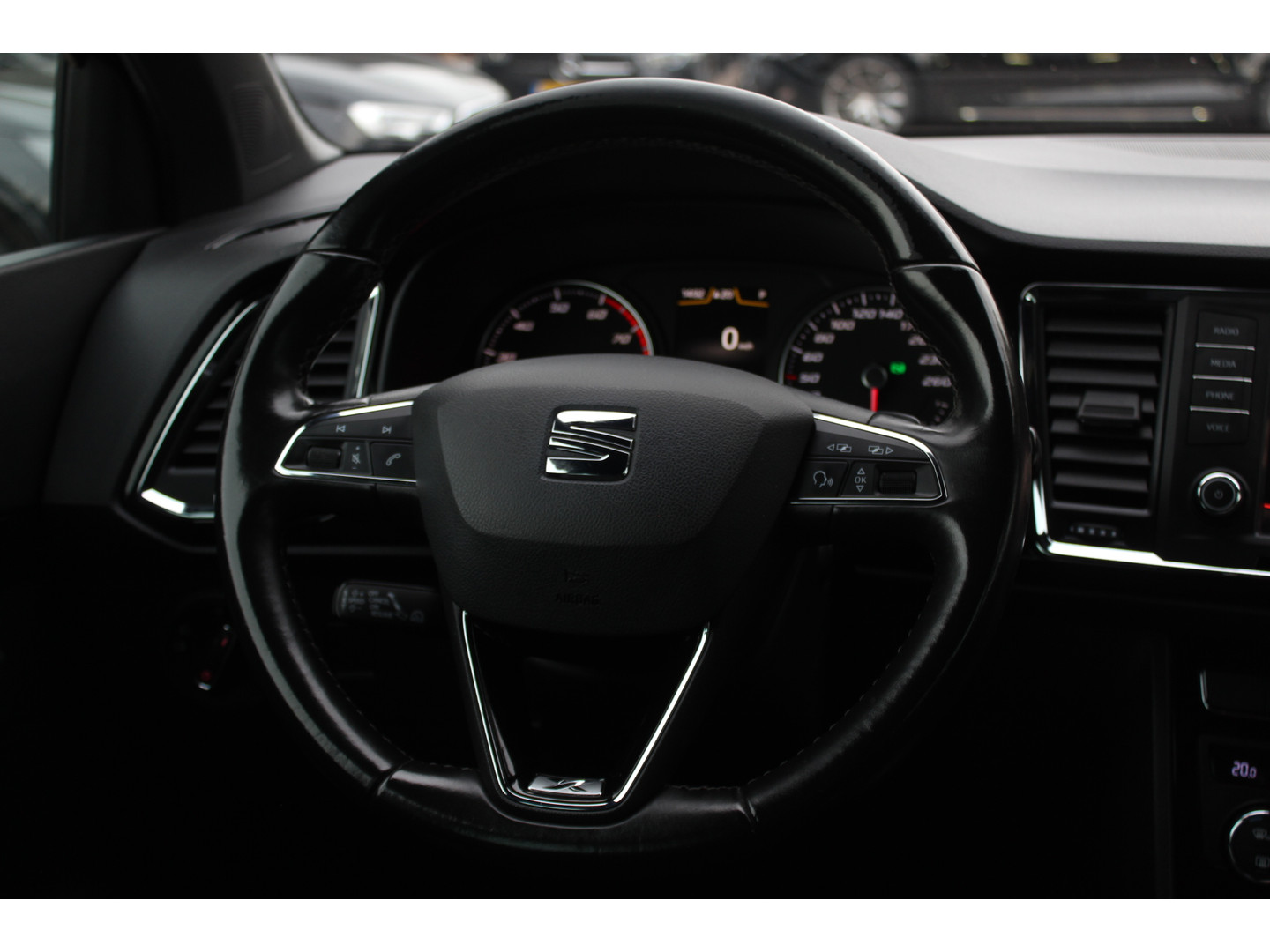 SEAT SEAT