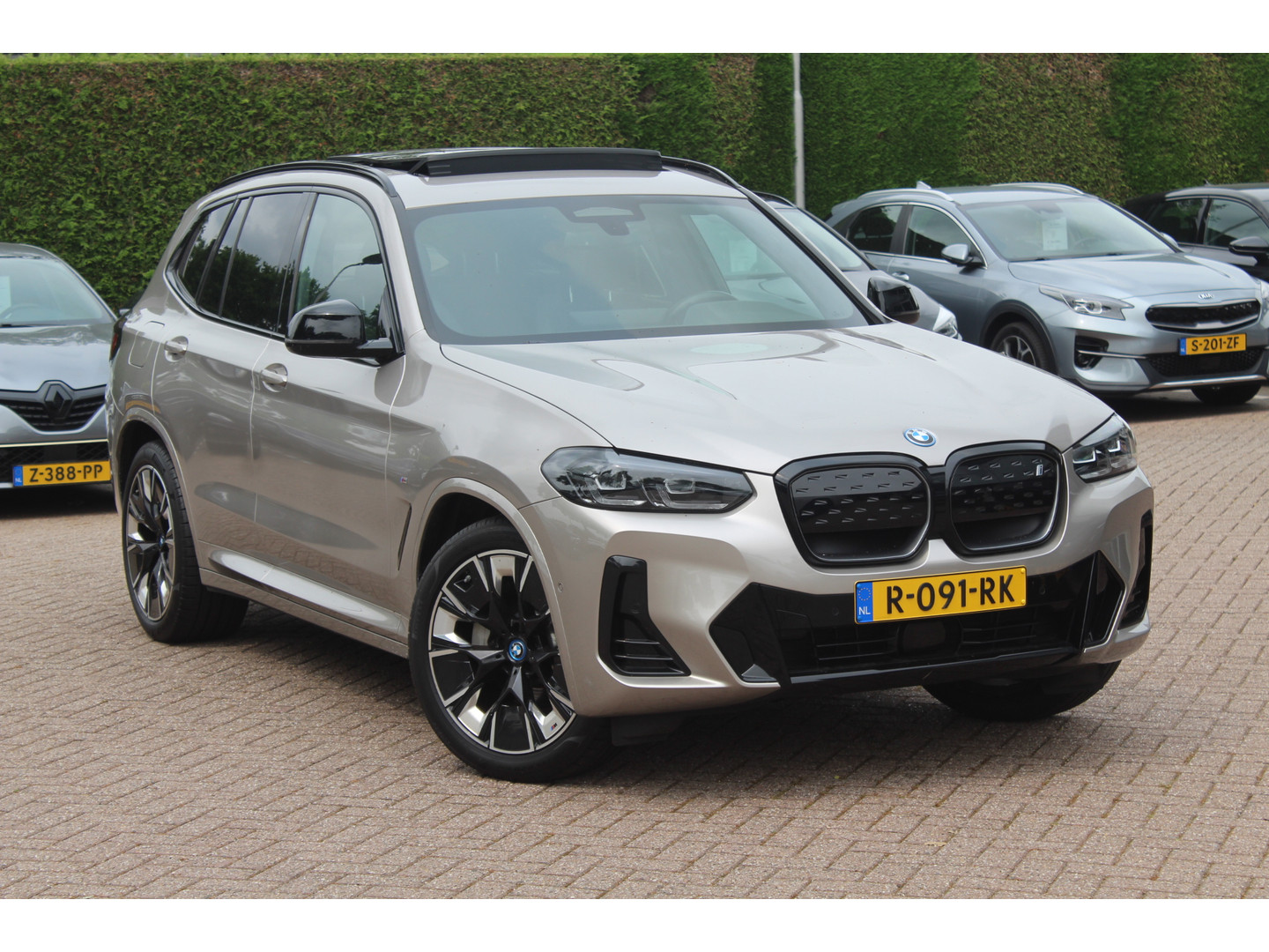 BMW BMW