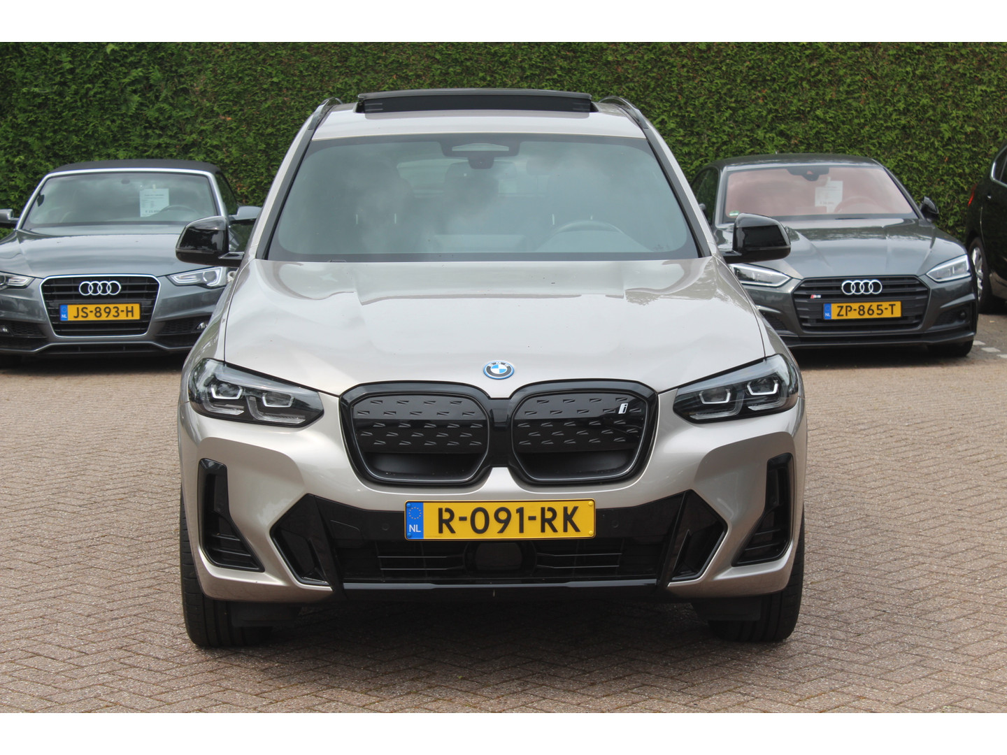 BMW BMW