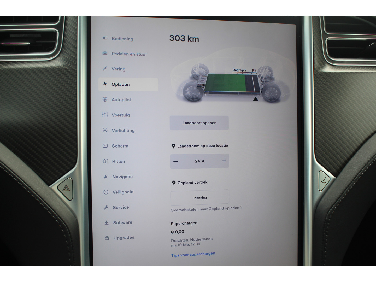 Tesla Tesla