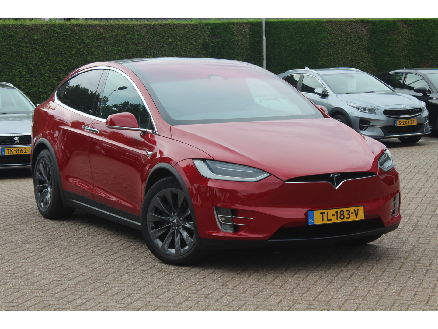 Tesla Tesla