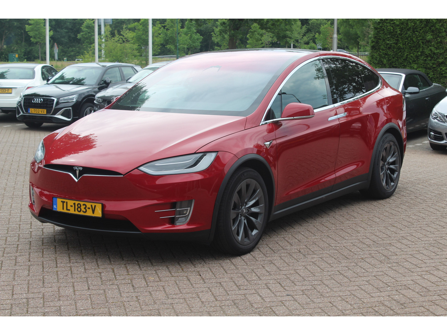 Tesla Tesla