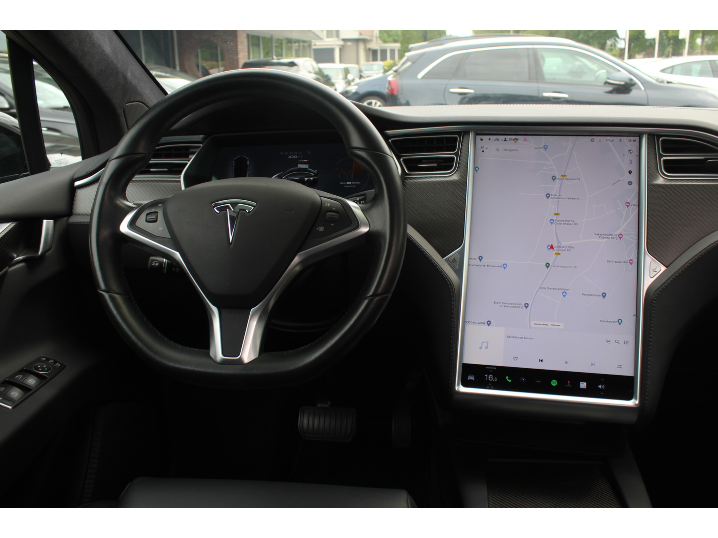 Tesla Tesla