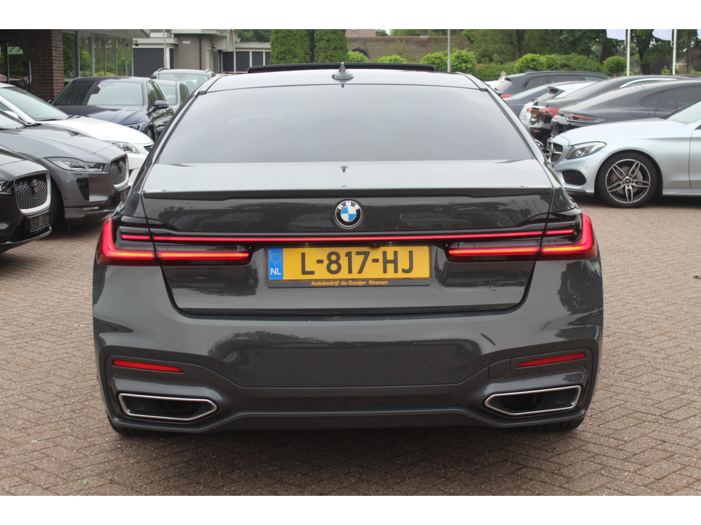 BMW BMW