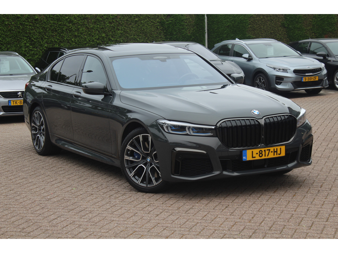 BMW BMW