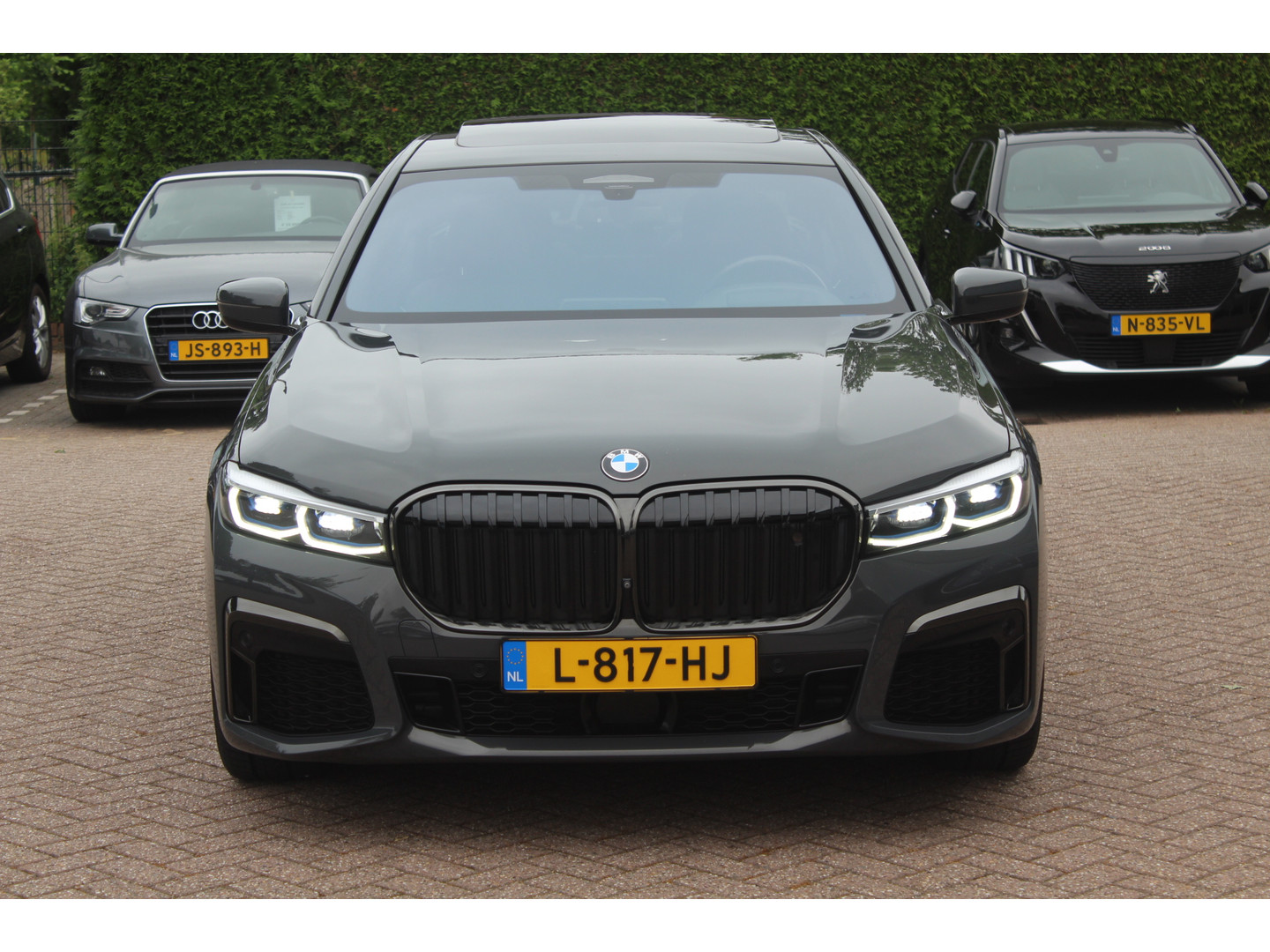 BMW BMW