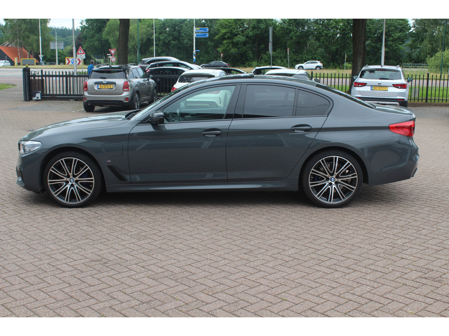 BMW