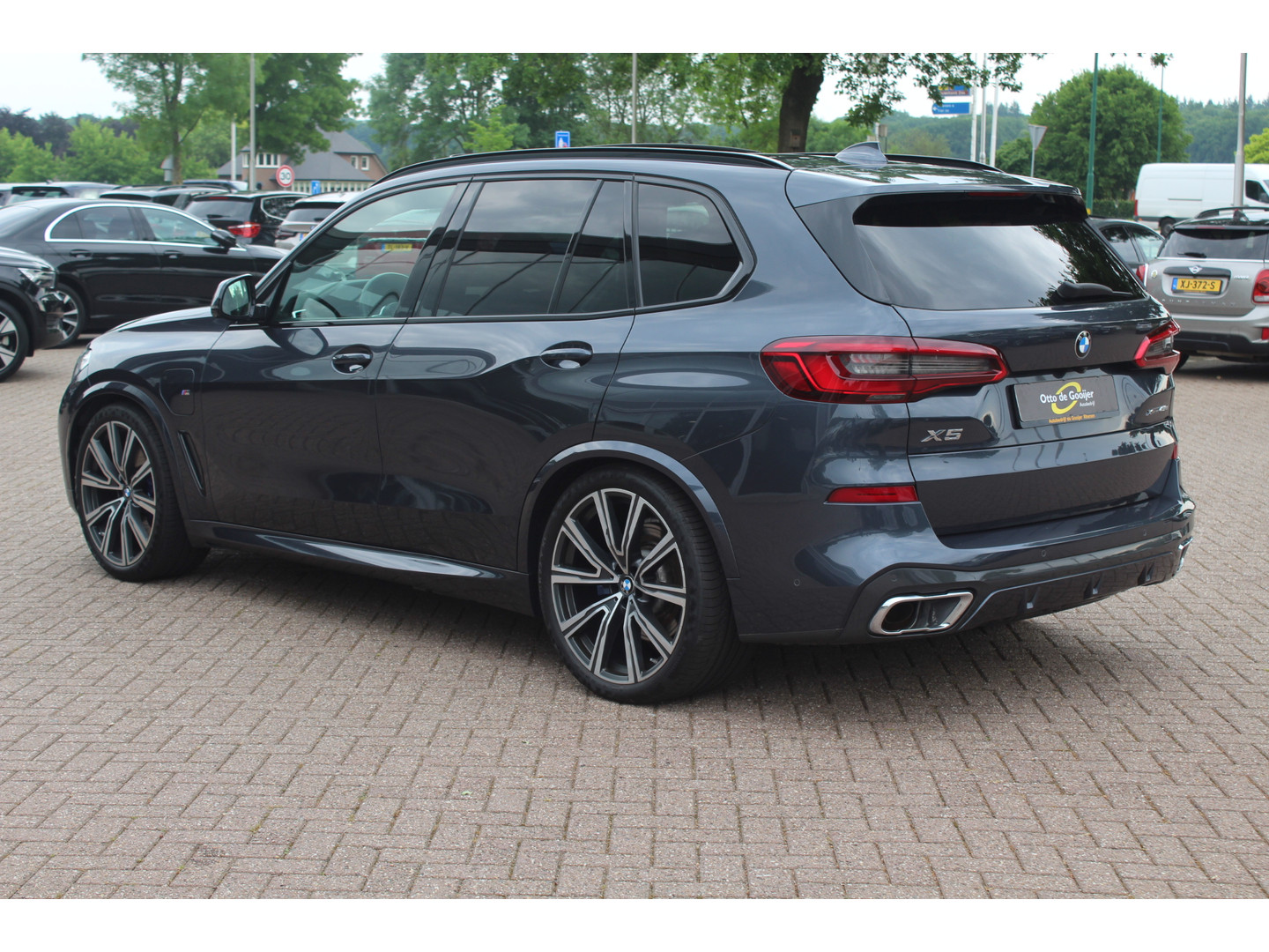 BMW