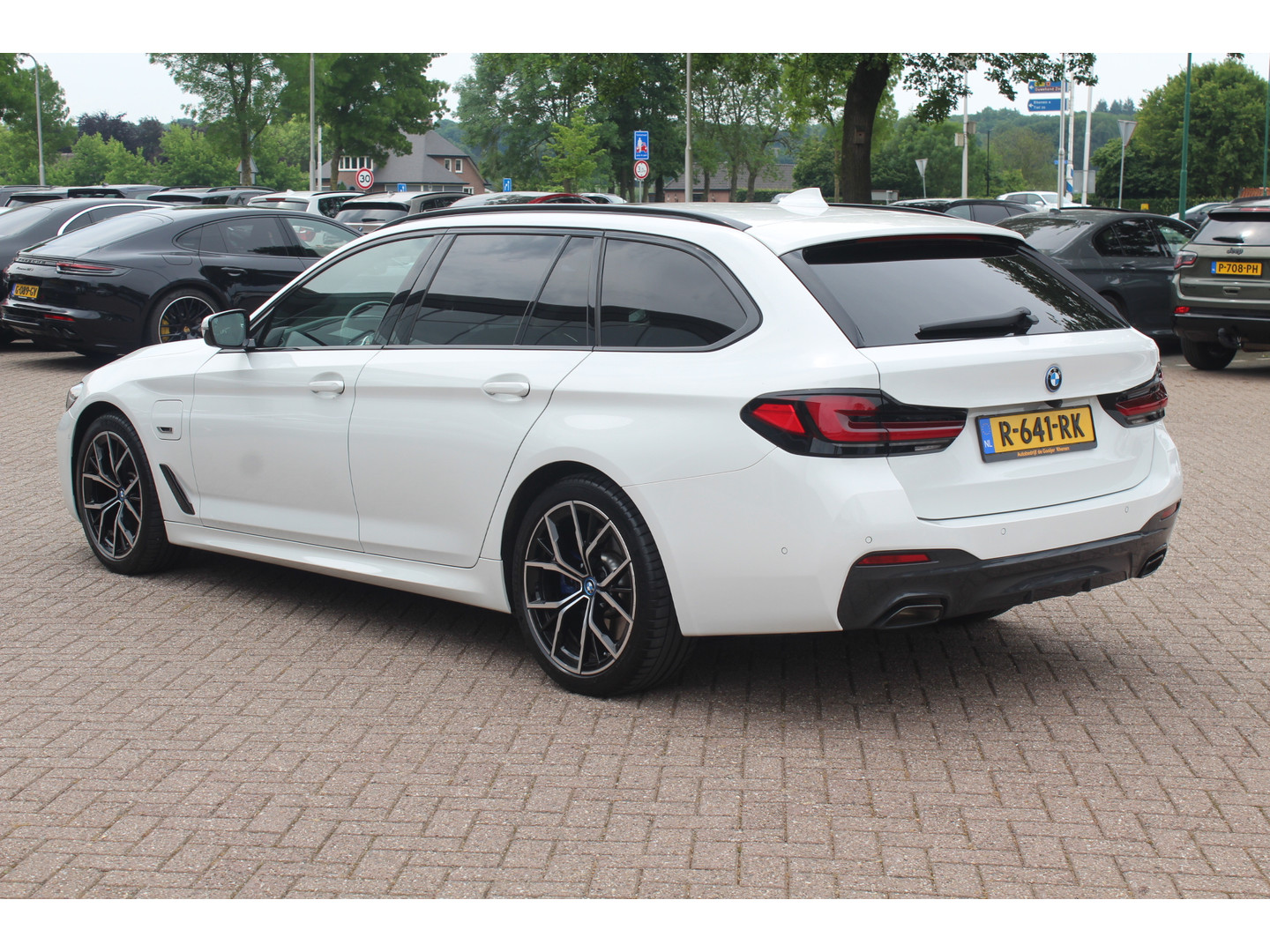 BMW