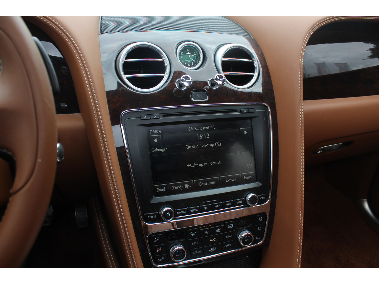 Bentley Bentley
