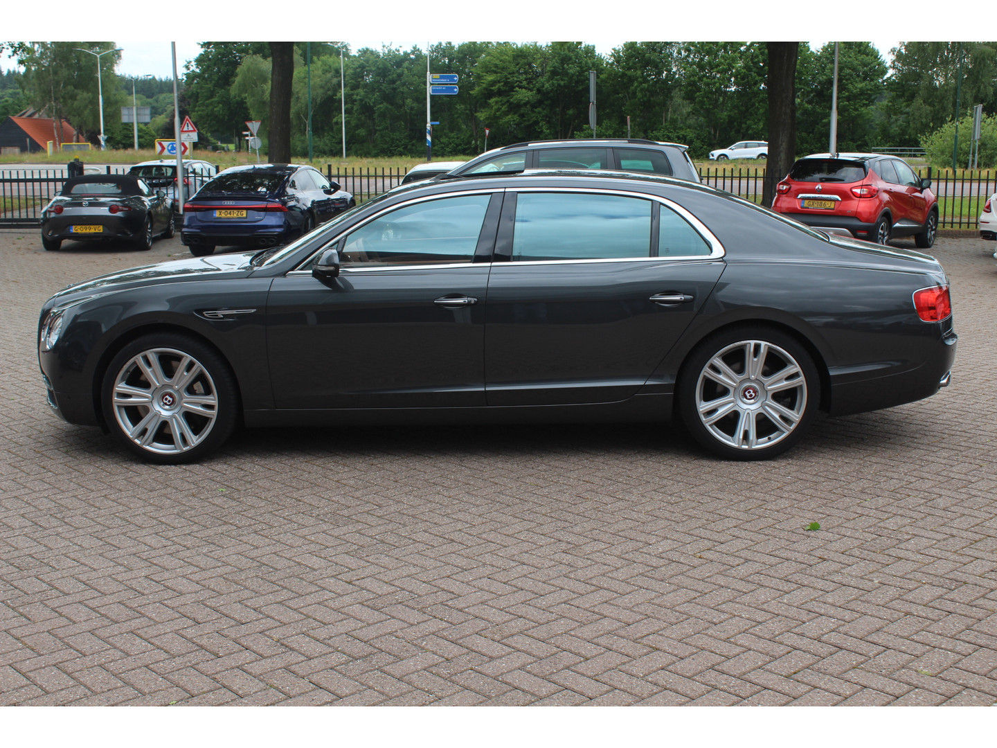 Bentley Bentley