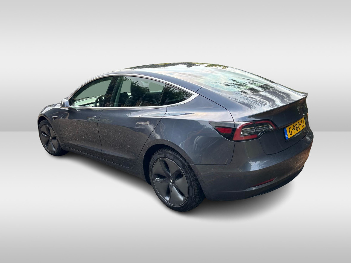 Tesla Tesla