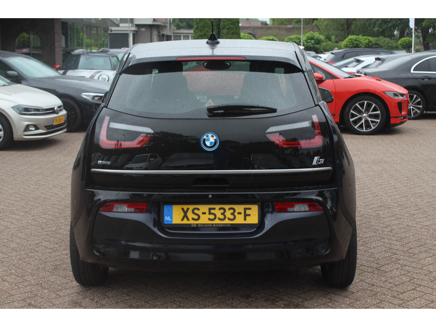 BMW BMW