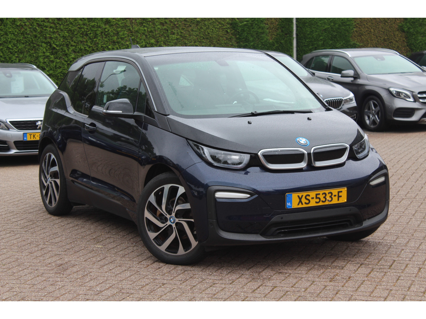 BMW BMW