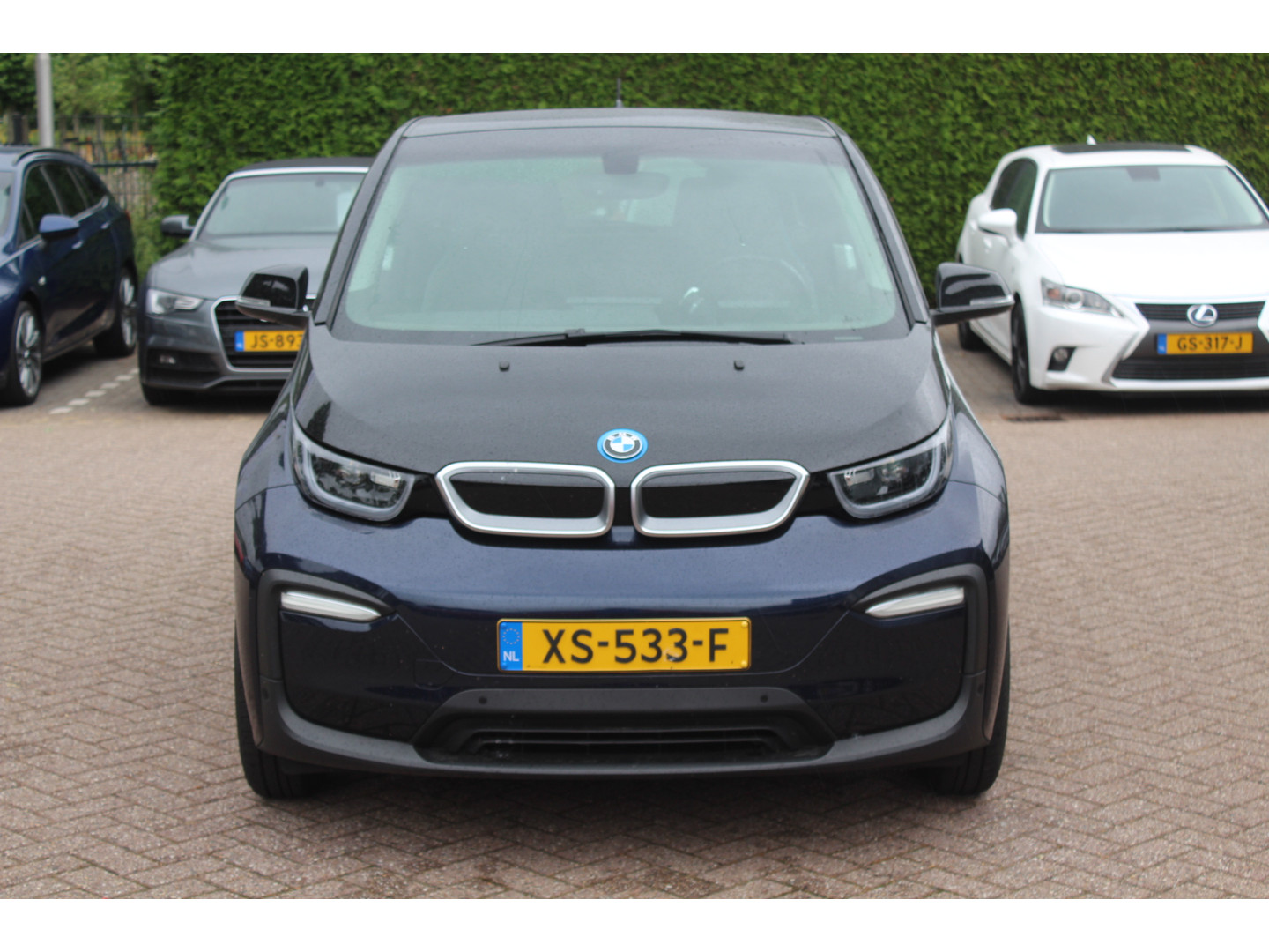 BMW BMW