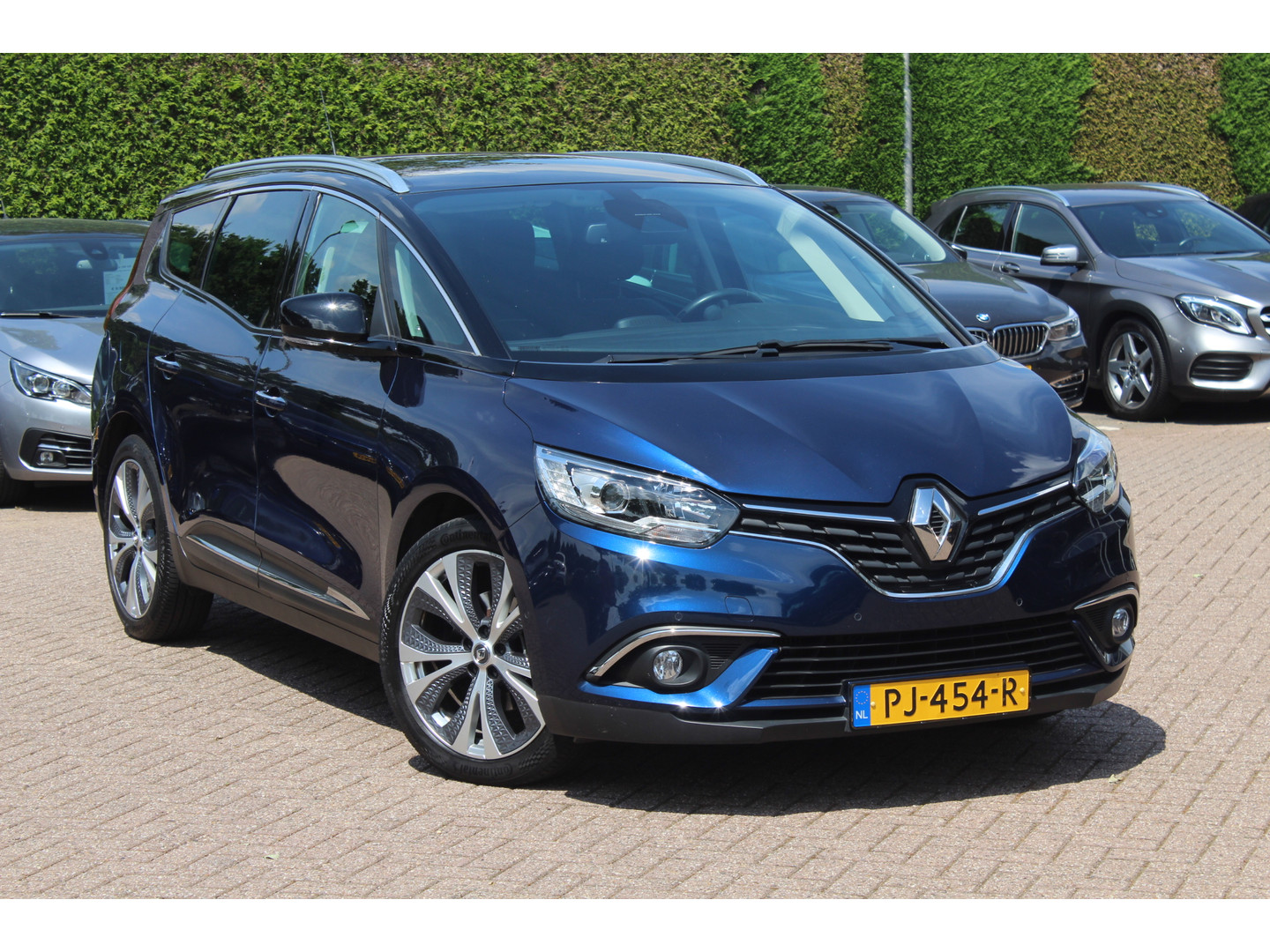 Renault Renault