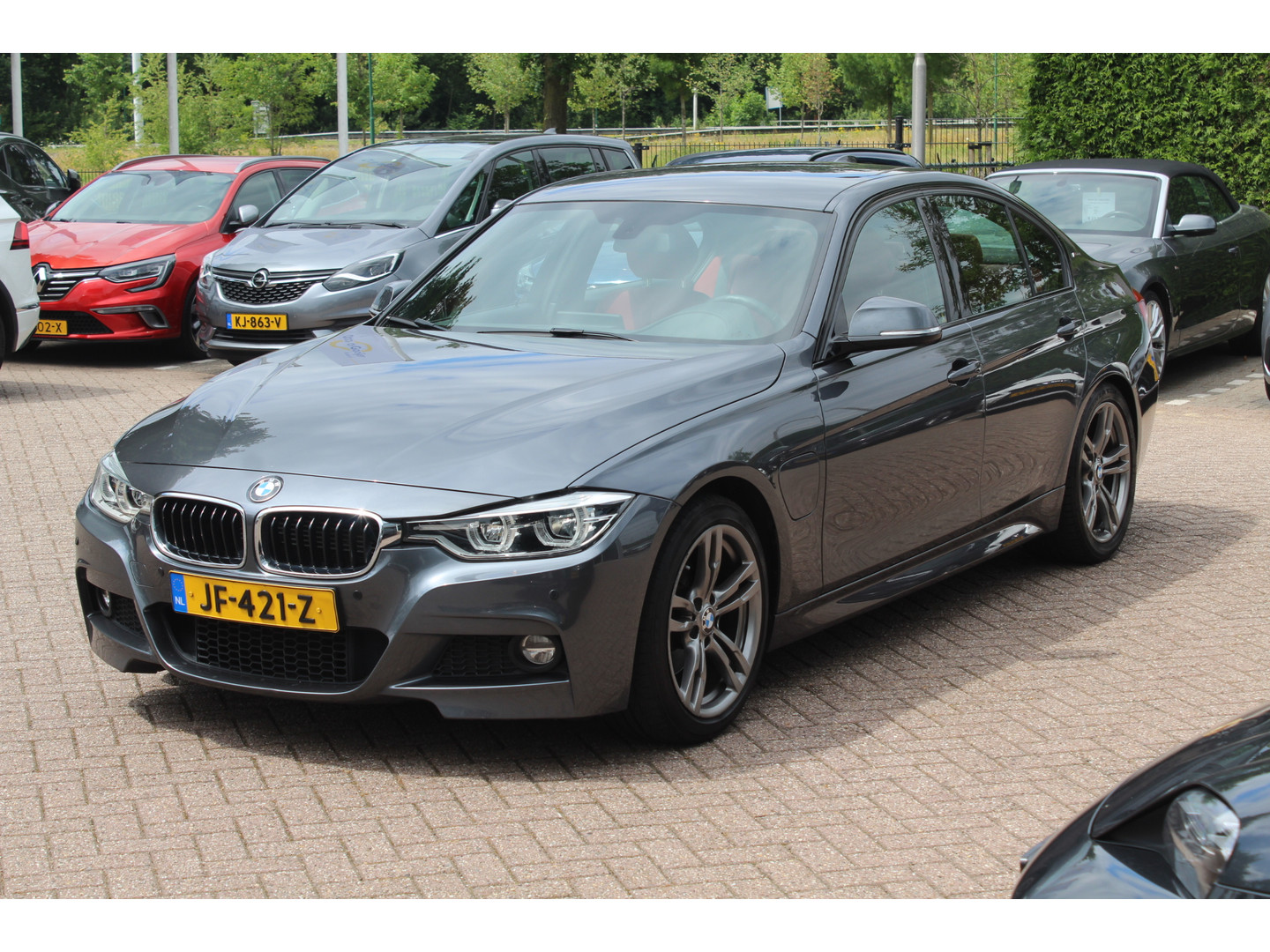 BMW BMW