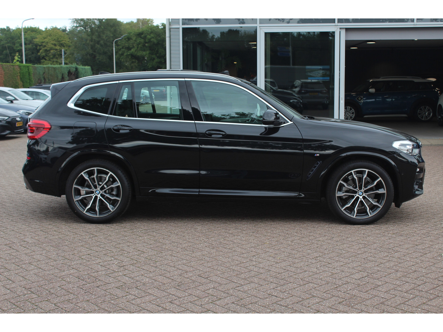BMW