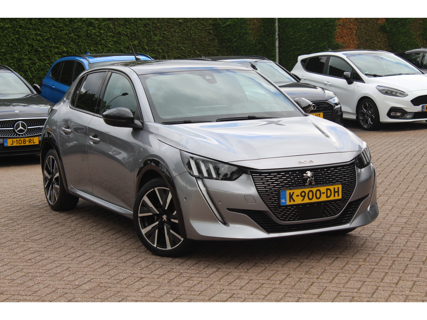 Peugeot