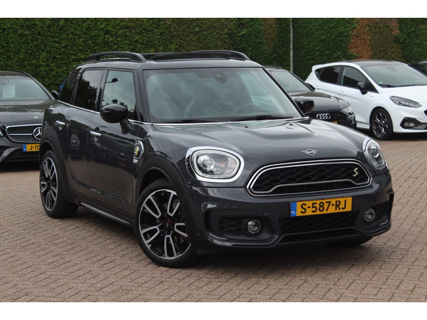 MINI