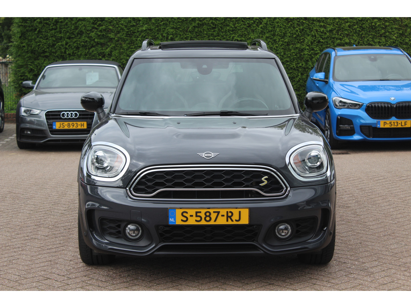 MINI