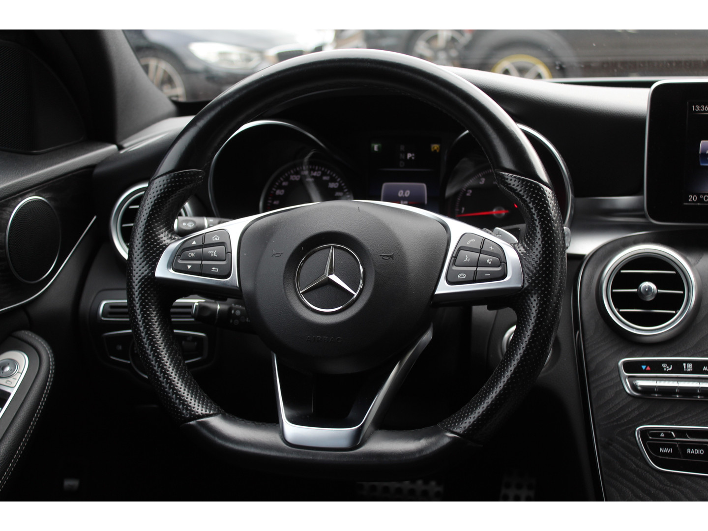 Mercedes-Benz Mercedes-Benz