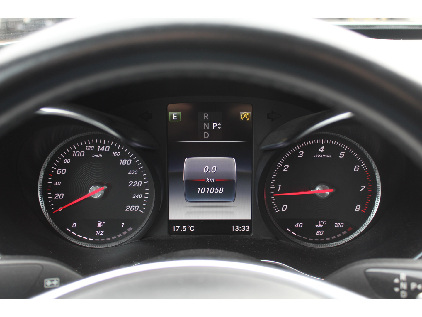 Mercedes-Benz Mercedes-Benz