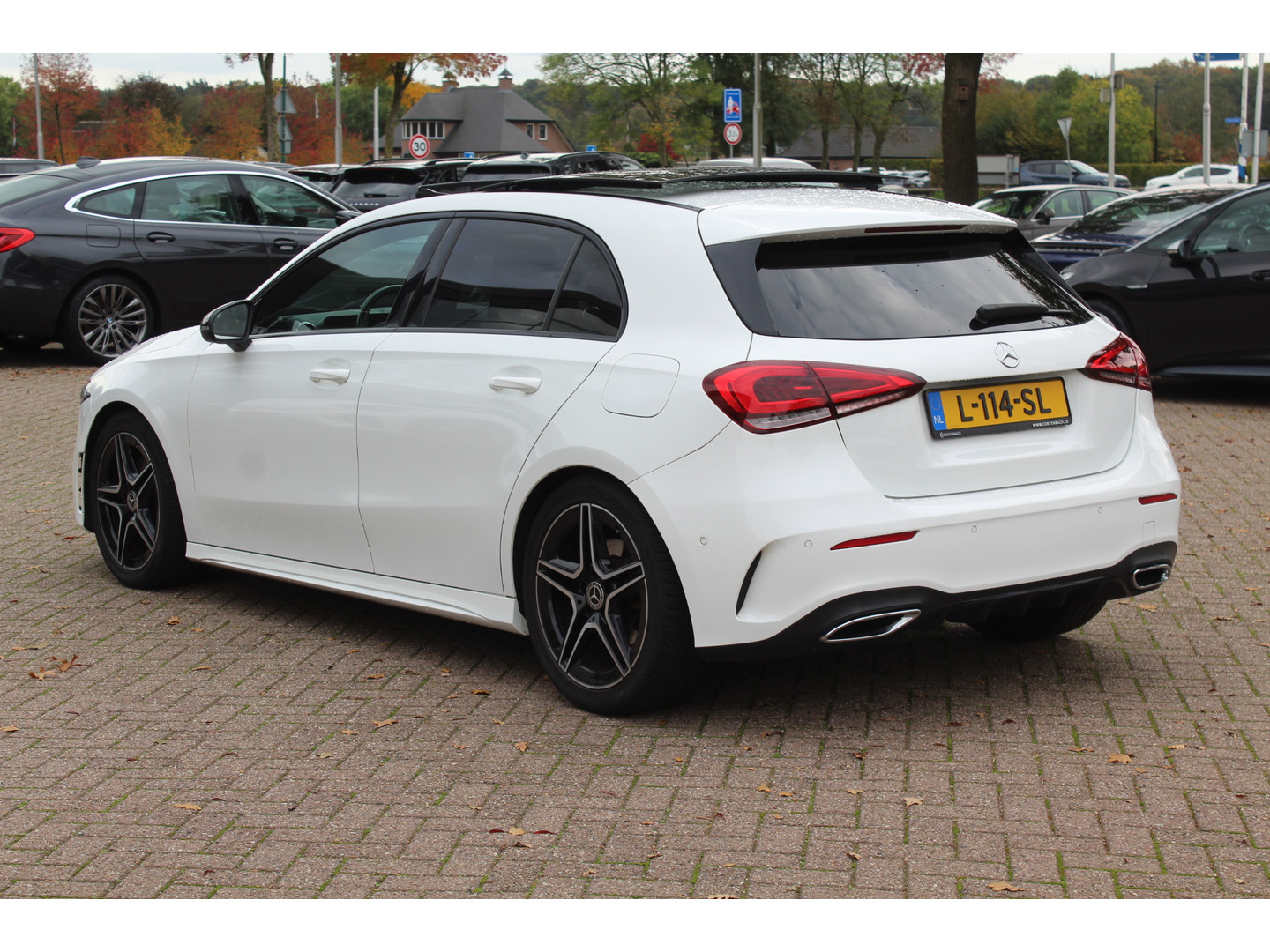 Mercedes-Benz Mercedes-Benz