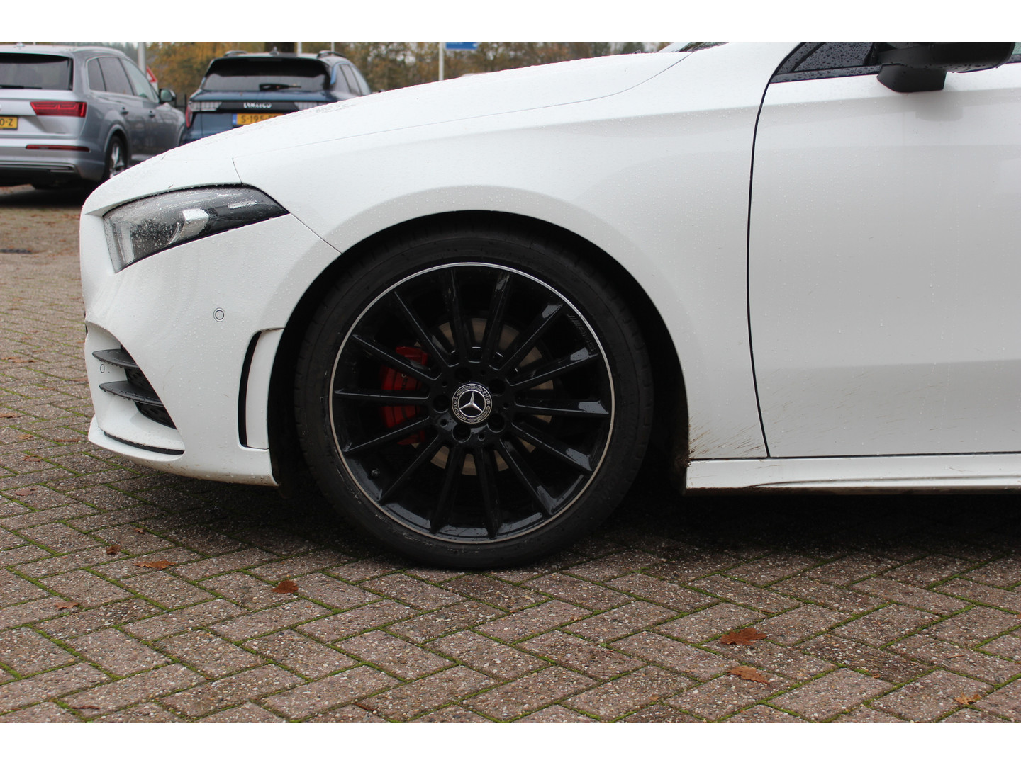 Mercedes-Benz Mercedes-Benz