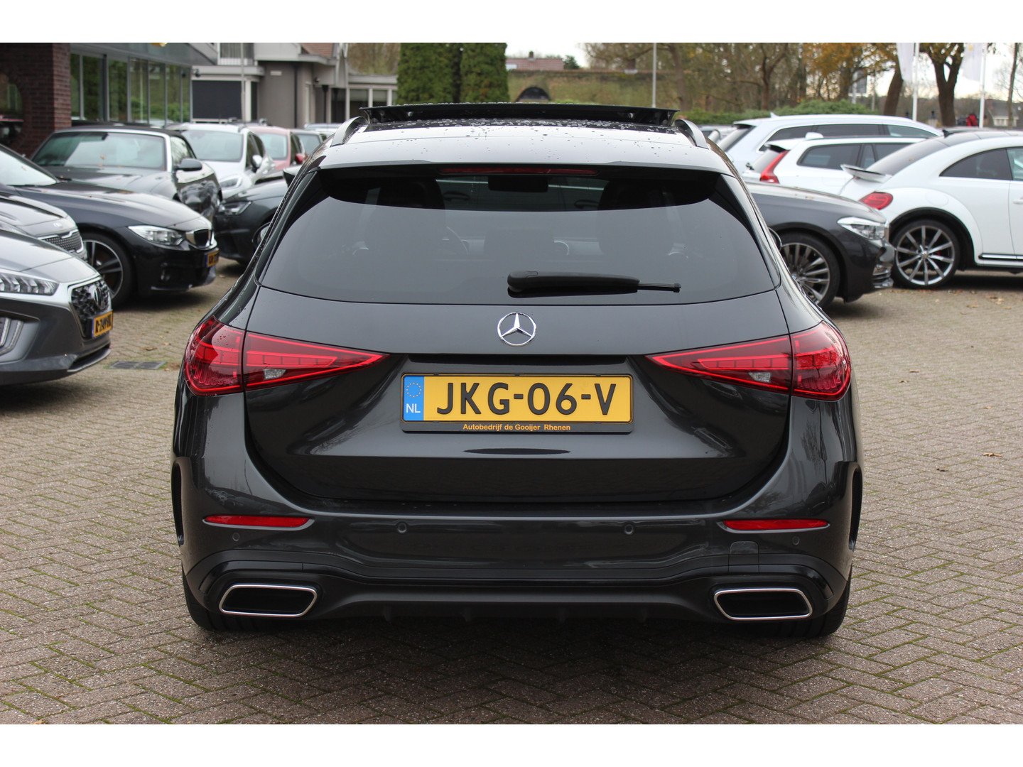 Mercedes-Benz Mercedes-Benz