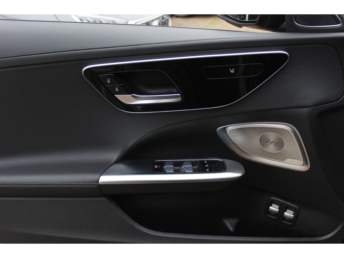 Mercedes-Benz Mercedes-Benz