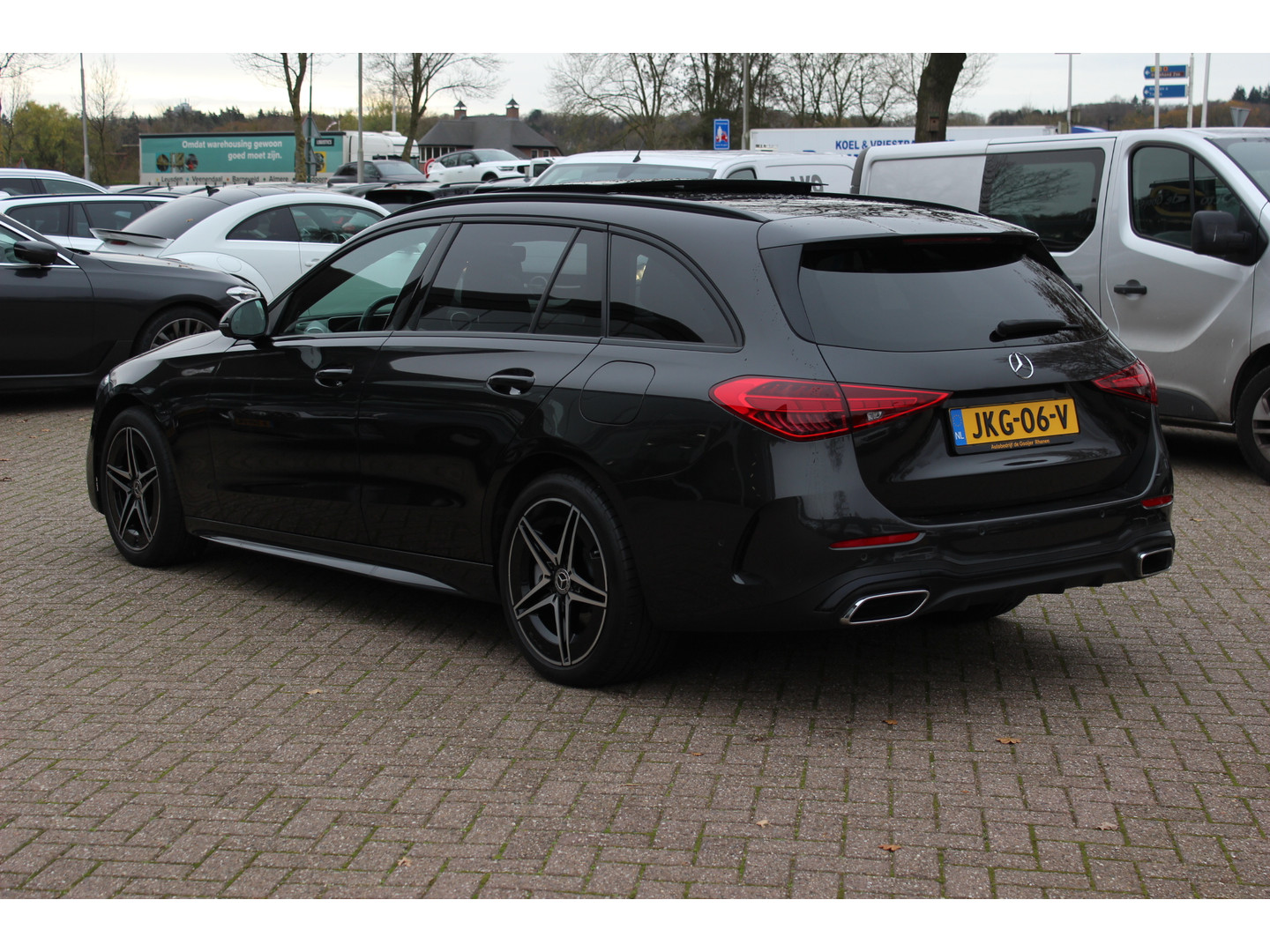 Mercedes-Benz Mercedes-Benz