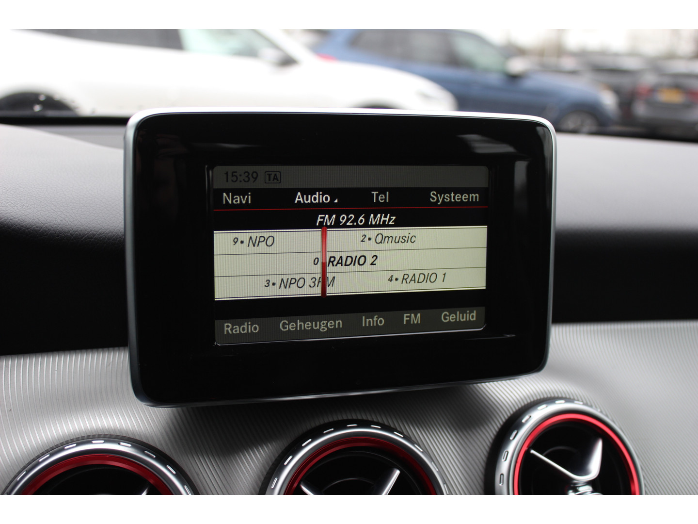 Mercedes-Benz Mercedes-Benz