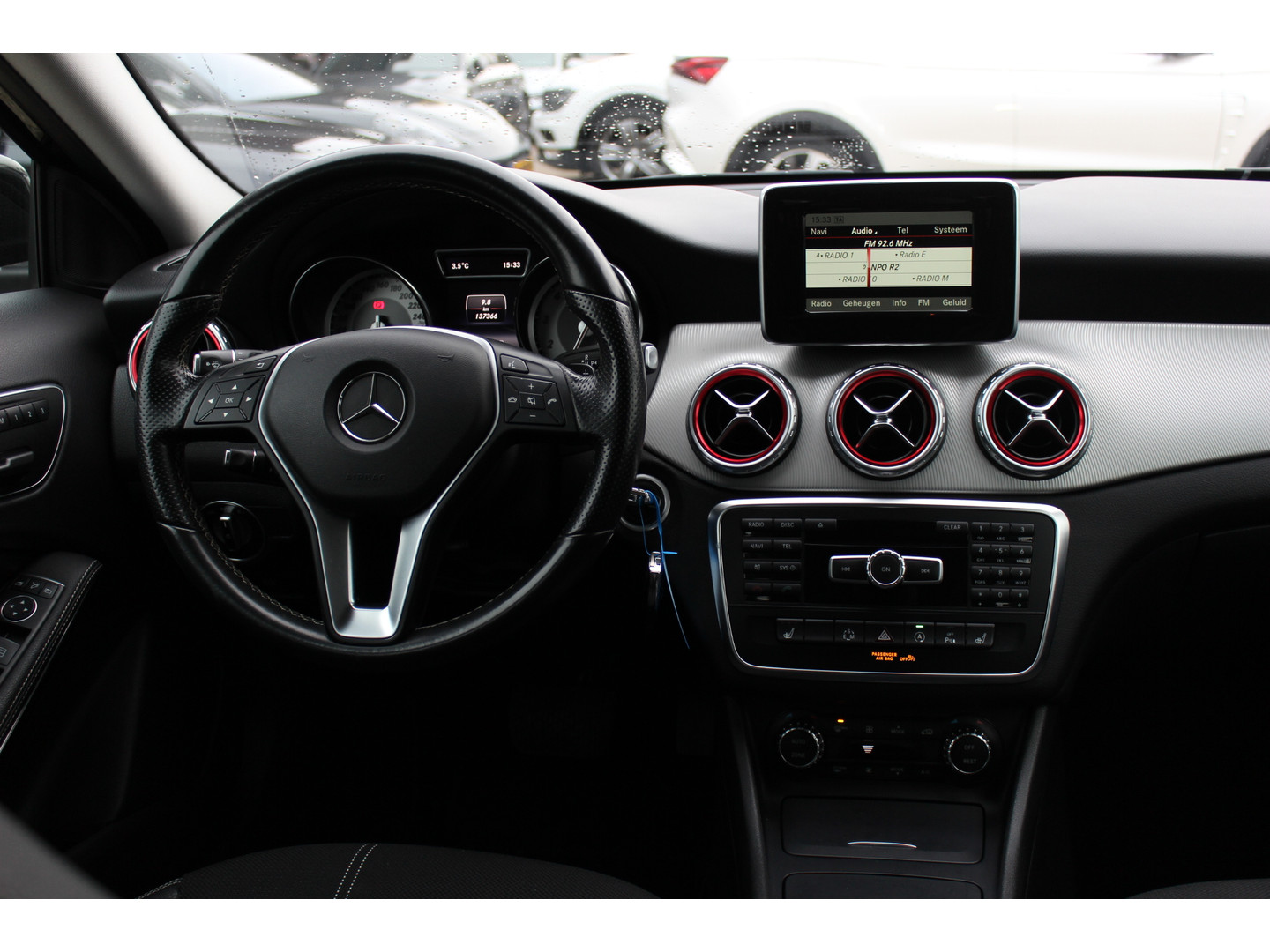 Mercedes-Benz Mercedes-Benz