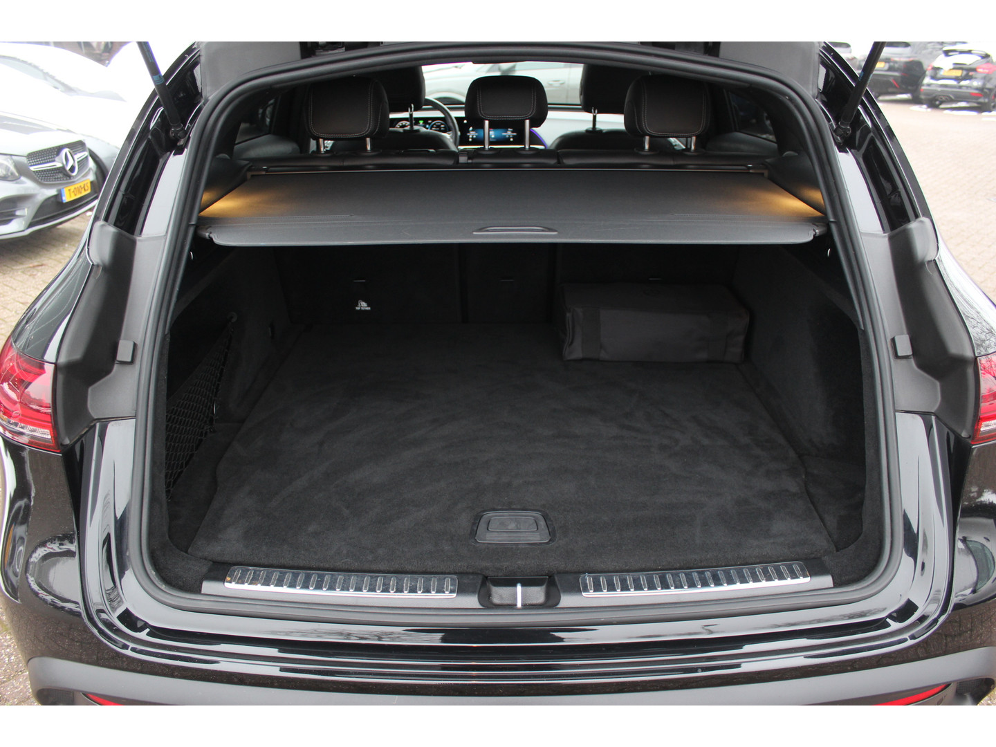 Mercedes-Benz Mercedes-Benz