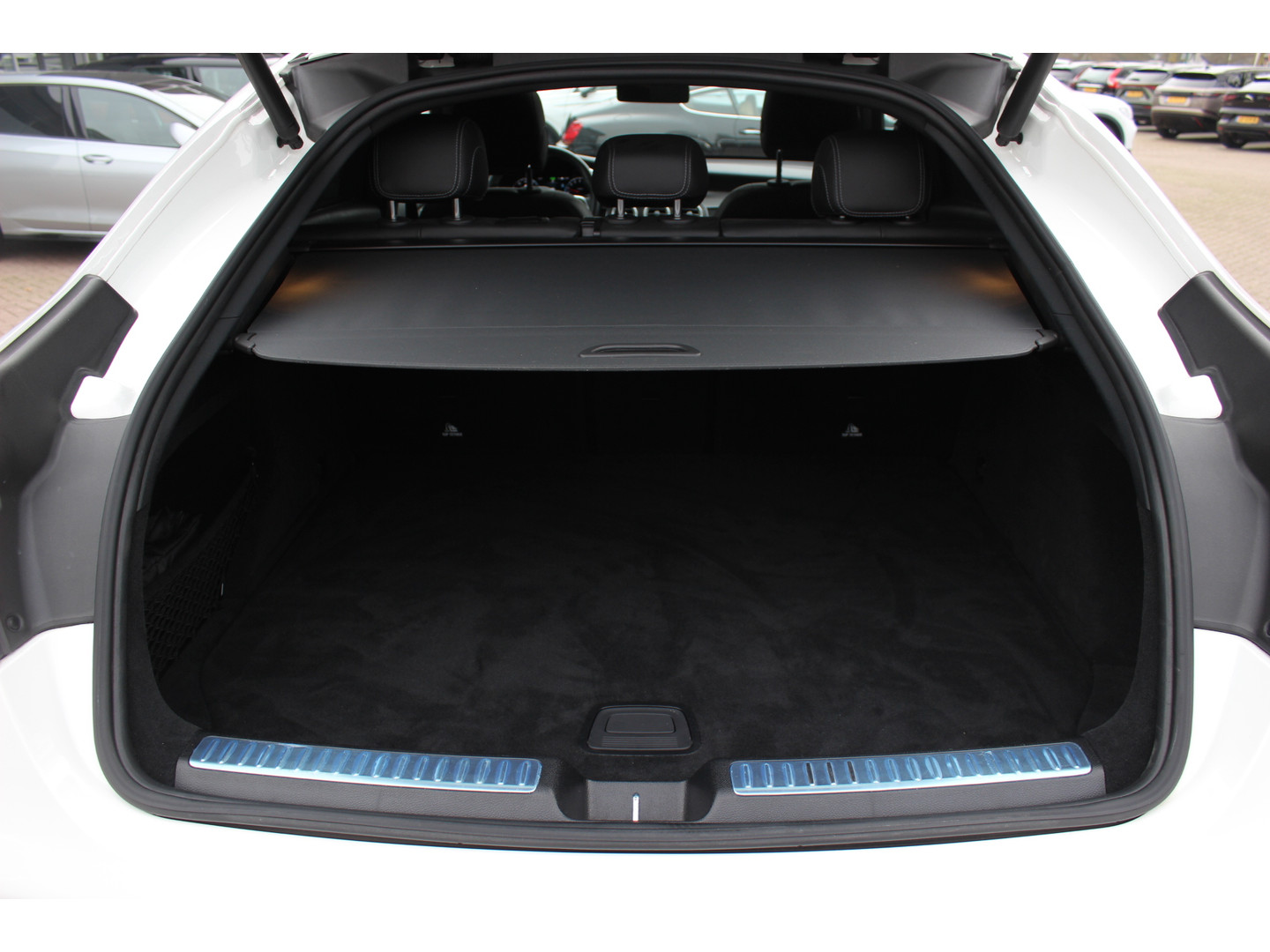 Mercedes-Benz Mercedes-Benz