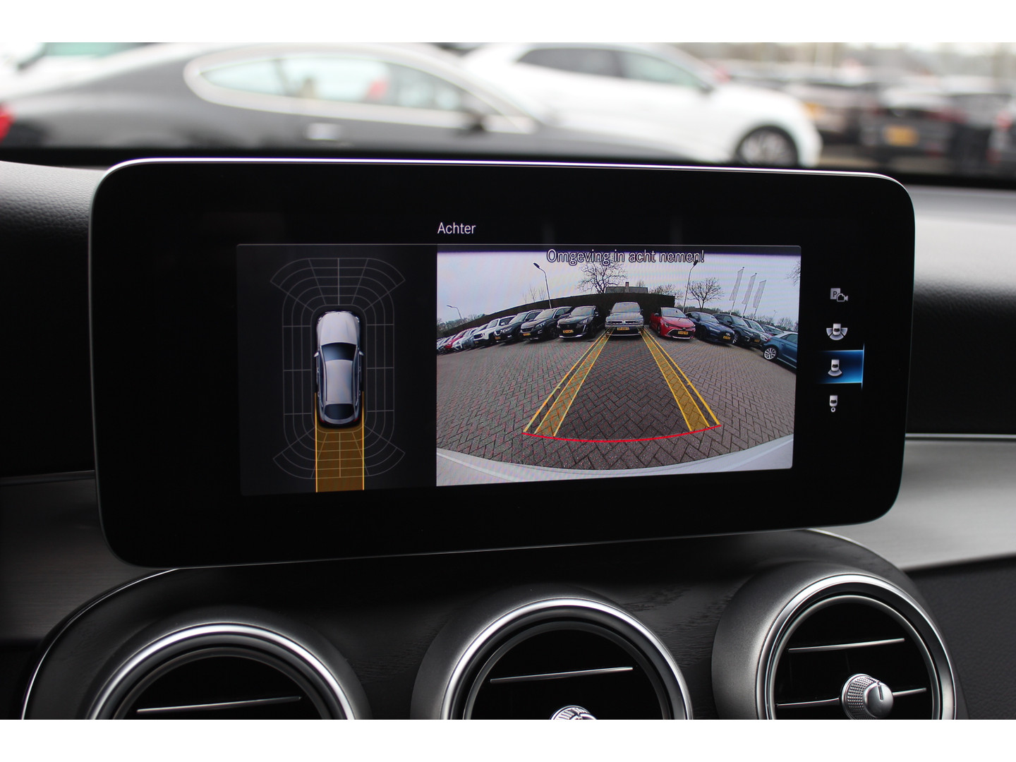 Mercedes-Benz Mercedes-Benz