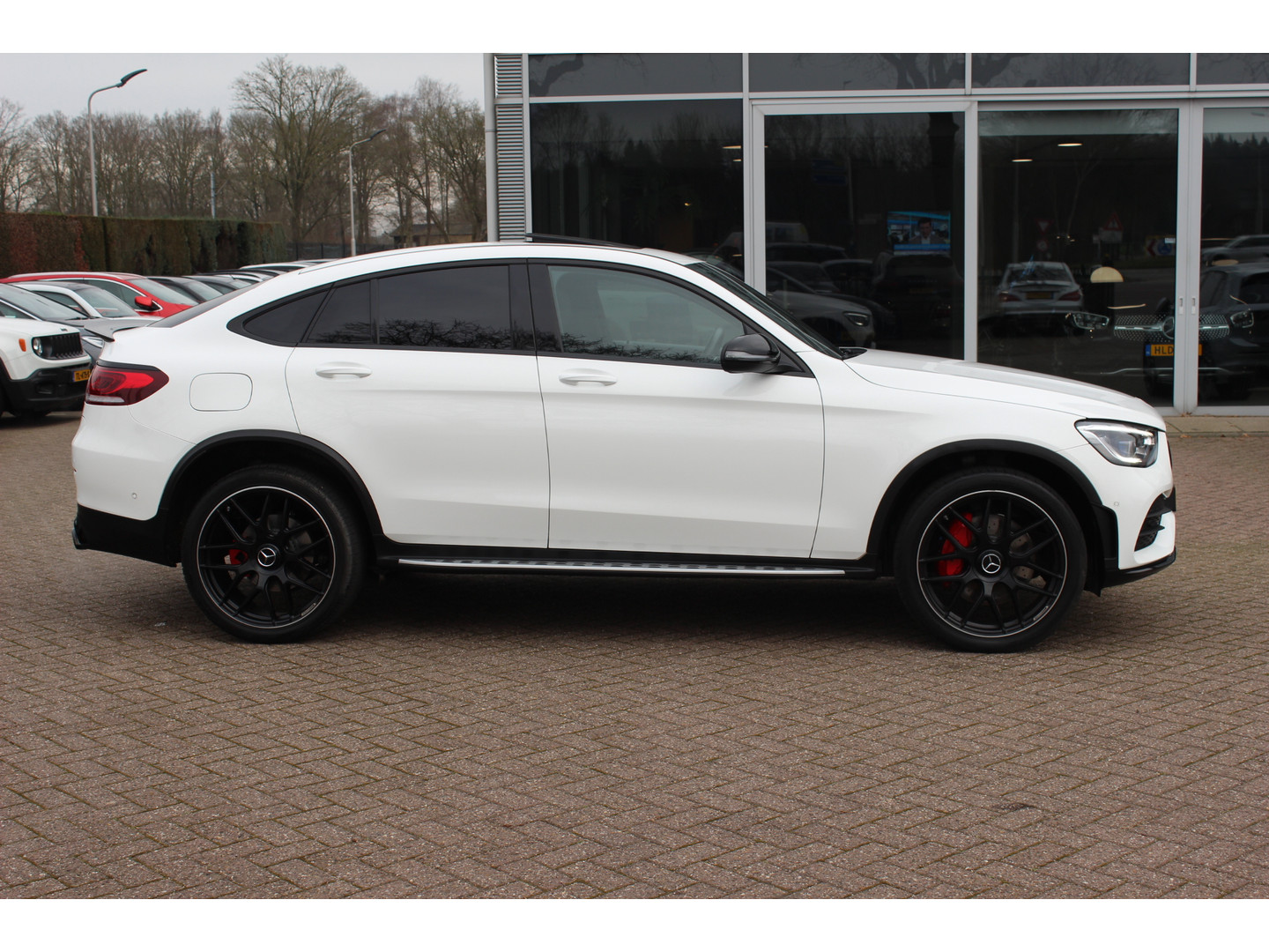 Mercedes-Benz Mercedes-Benz