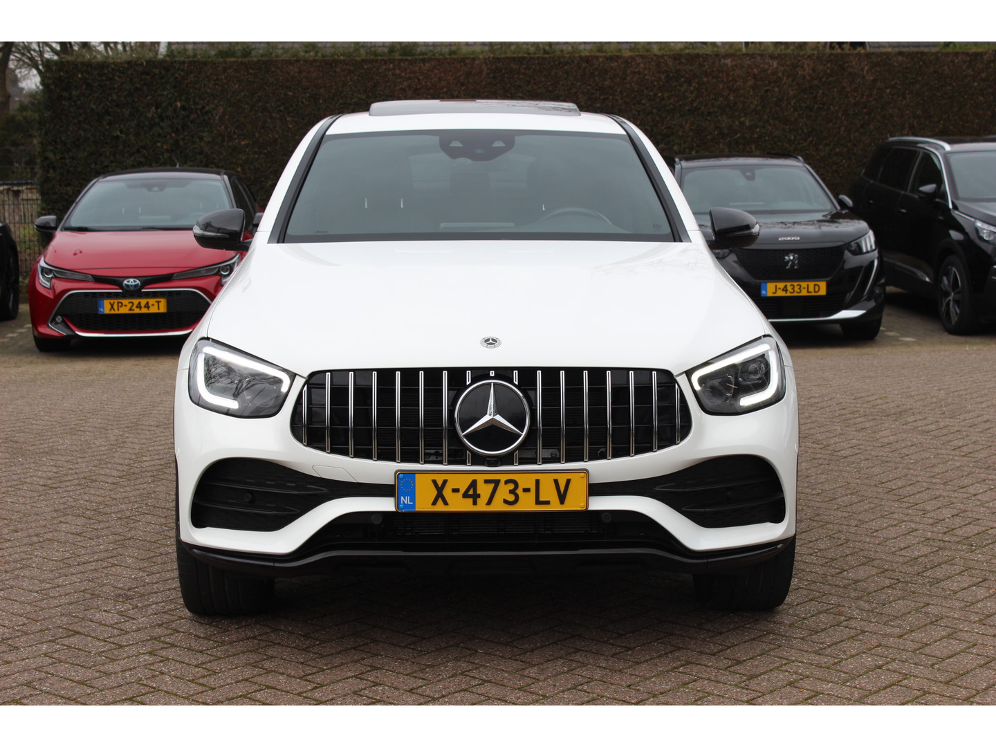 Mercedes-Benz Mercedes-Benz