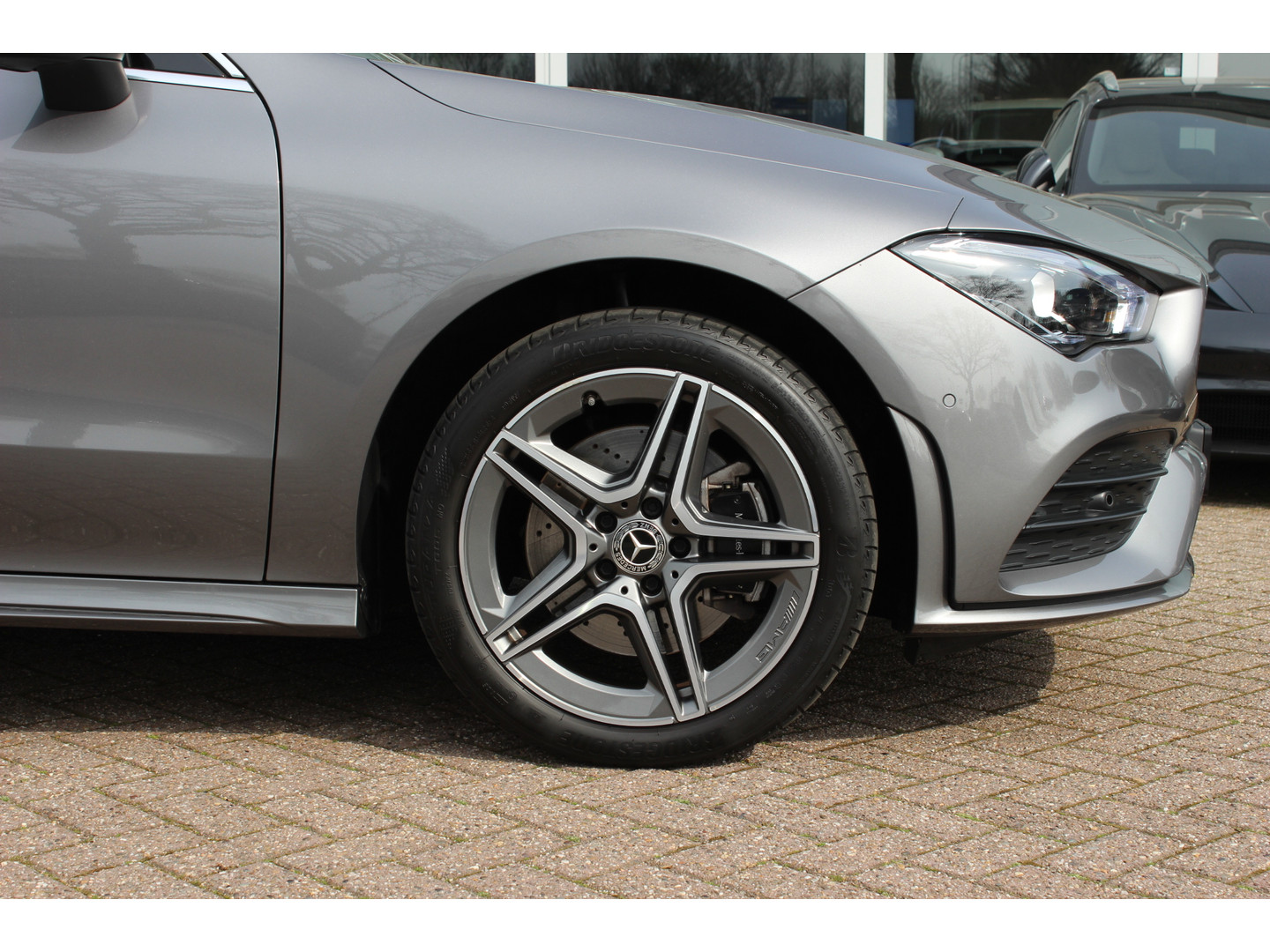 Mercedes-Benz Mercedes-Benz