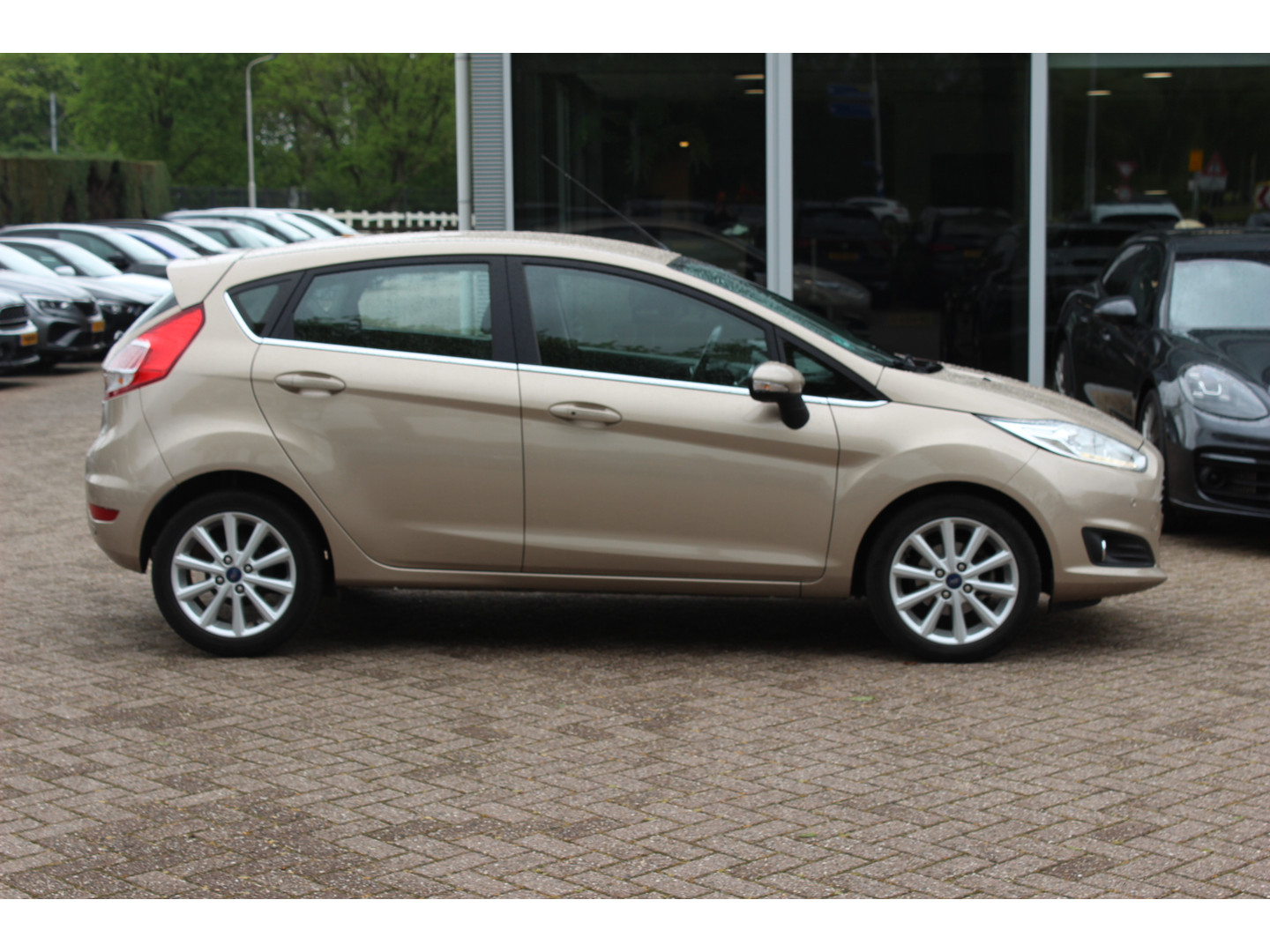 Ford Ford