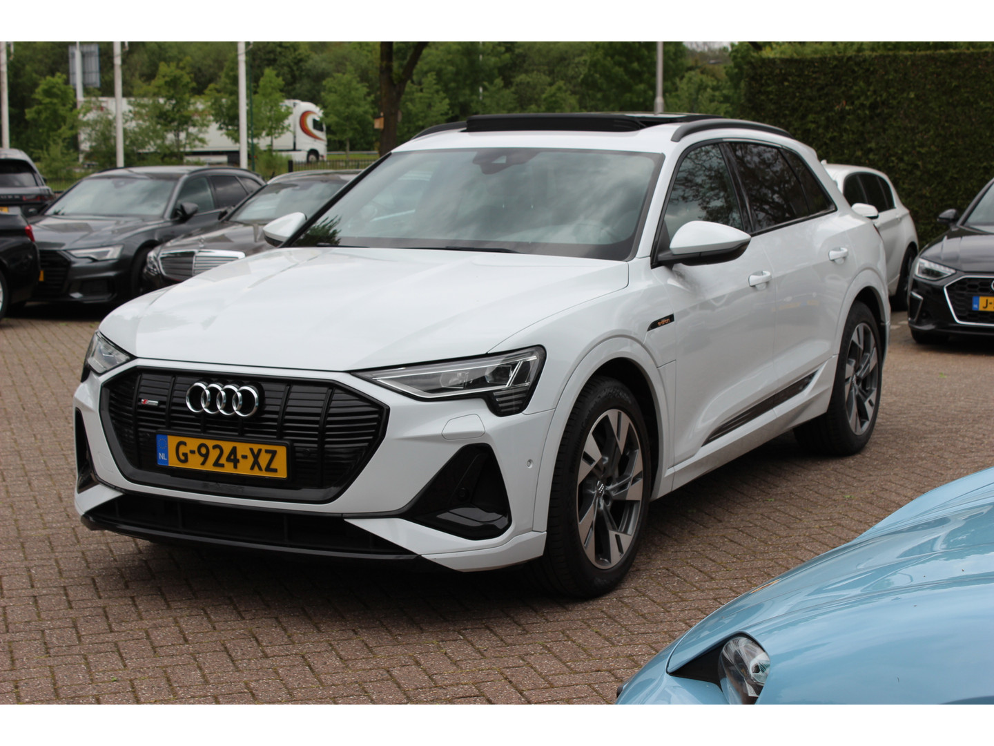 Audi